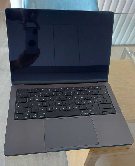 MacBook Pro 14'' M4 MAX • 36GB RAM • 1TB SSD • 41 Ciclos Bateria