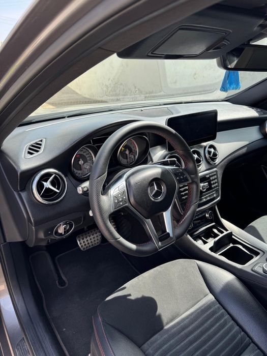 Mercedes-Benz GLA-220 CDI AMG Line