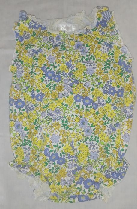 Vestido bebê Mayoral novo 2 a 4 meses