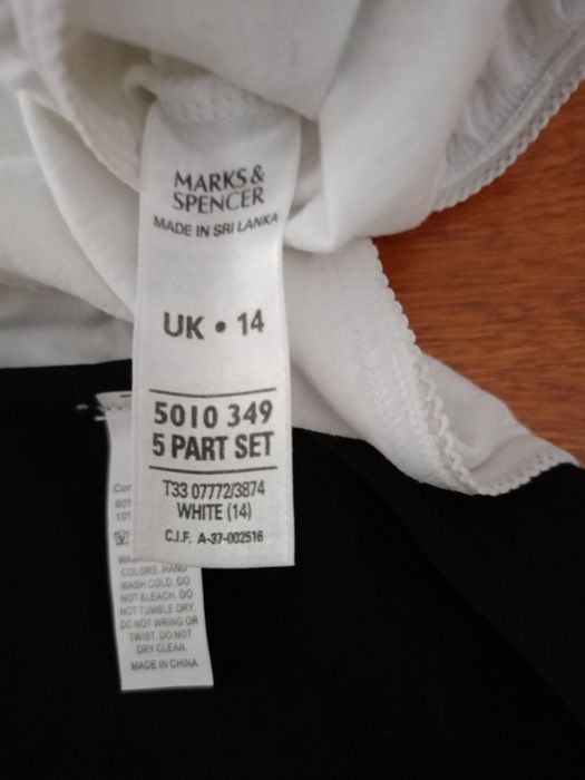 OBNIŻKA! Ładne,firmowe,nowe majtki damskie w zestawie 3szt.