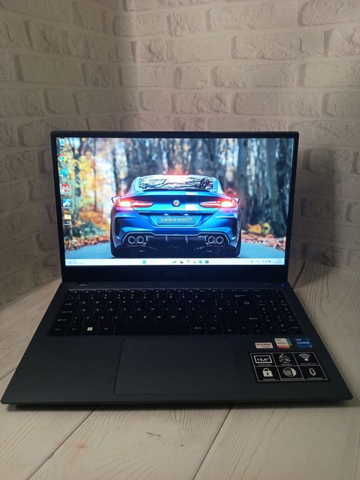 Ноутбук Medion Akoya E15423 i5-1155G7 8Gb DDR4
