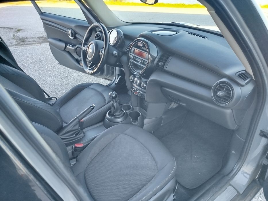 Mini Cooper One (2015)