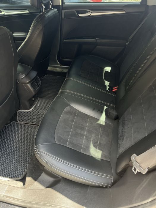 Продам  Ford Fusion