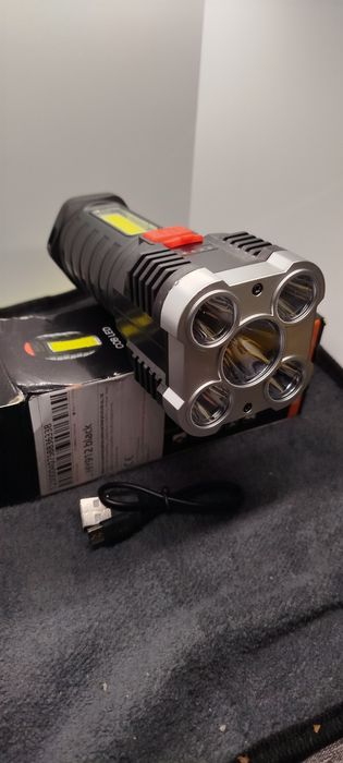 Latarka LED rechargeable USB