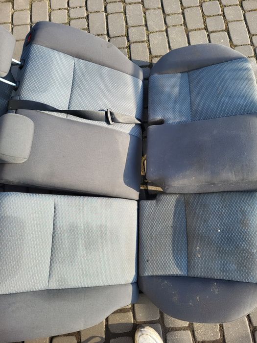 Fotele kanapa komplet ford focus mk2 06r chatchback nie podarte