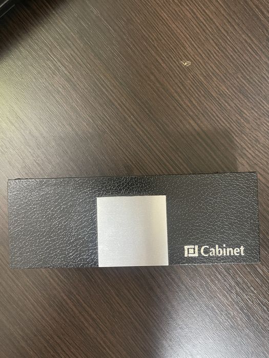 Нова подарункова ручка Cabinet