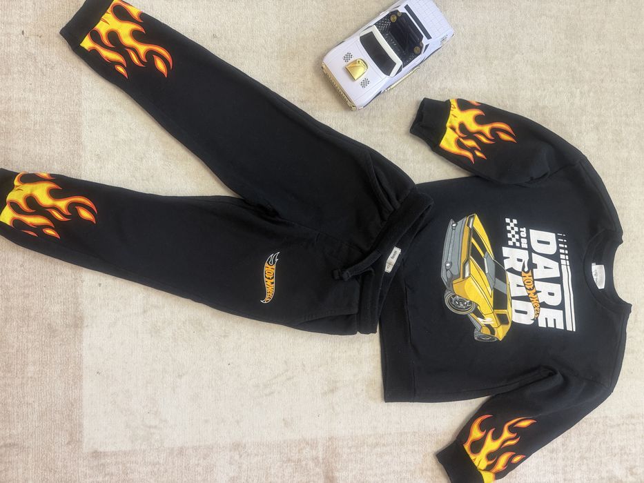 Спортивний костюм Hotwheels