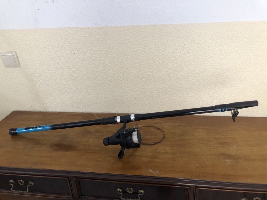 Cana de Pesca Completa com Apoio – Excelente Estado