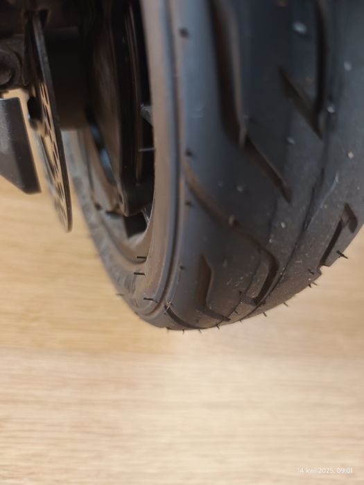 Hulajnoga elektryczna 4SWISS EX-9 45km 500W 10"