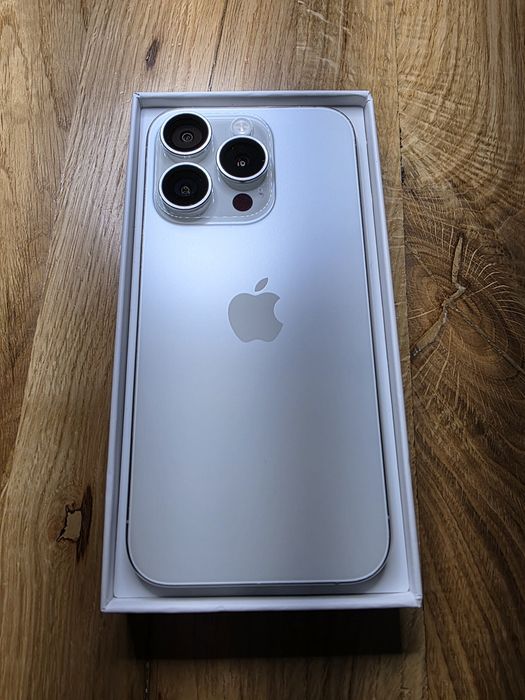 iPhone 15 Pro 128GB biały