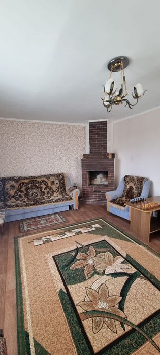 Просторий та затишний будинок, велика ділянка 42522