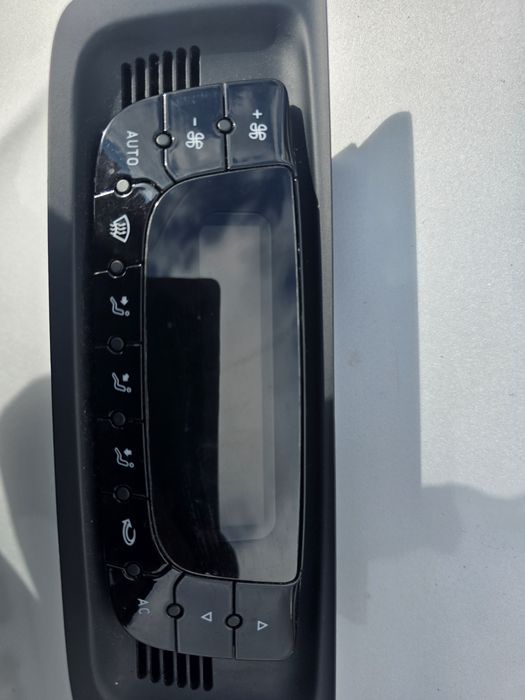 Seat Ibiza IV 6j Panel klimatyzacji Klimatronik