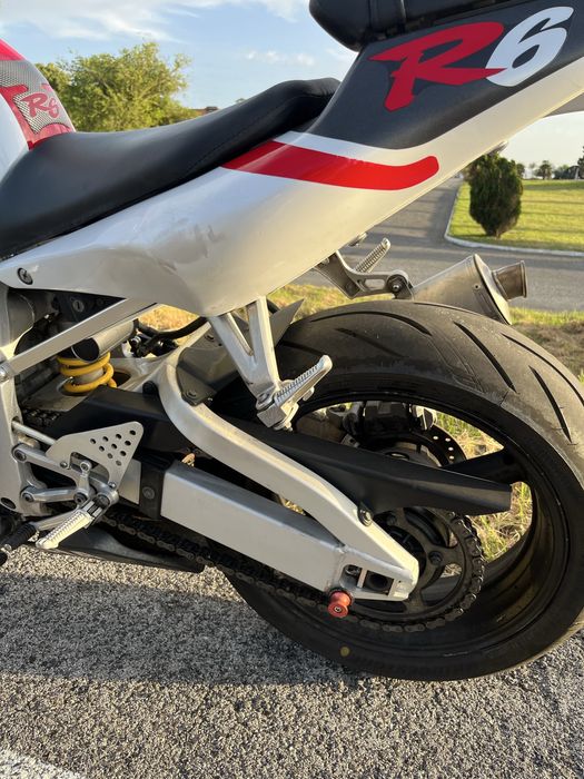 Yamaha R6 (25kw livrete)
