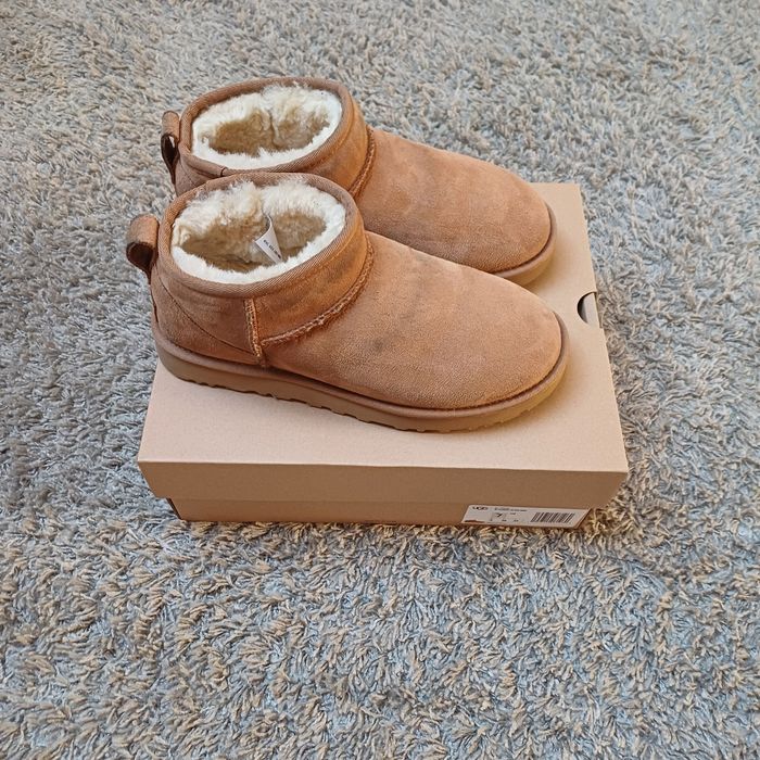 Buty Ugg classic ultra mini
