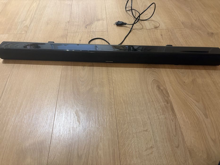 TV LCD Samsung+ Soundbar Grundig