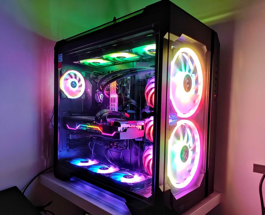 Komputer Intel Core i7-11700KF / MSI SUPRIM RTX 3080 10 GB / GSKILL 32 GB RAM / Samsung SSD 2 TB / chłodzenie wodne MSI 360 mm / Thermaltake