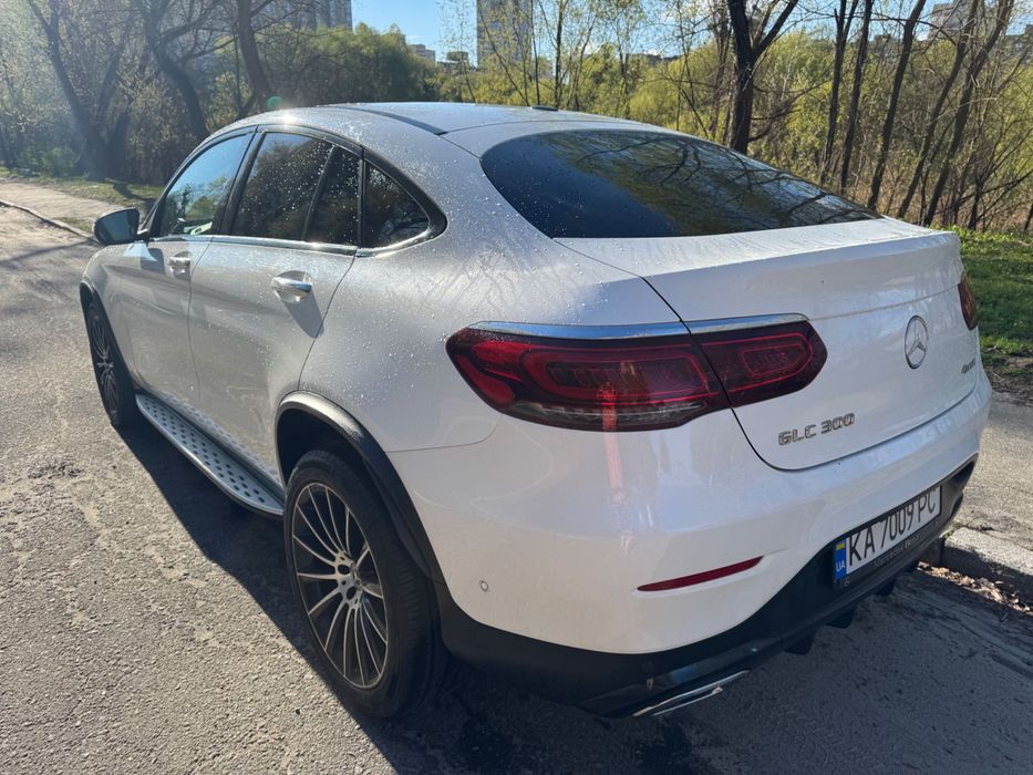 Mercedes Benz  4 matic Glc 300 COUPE 2020 рест full