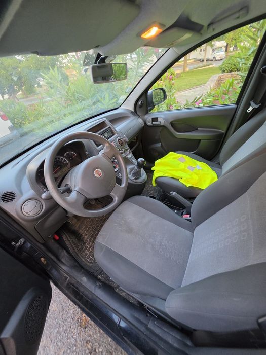 Fiat Panda 1.2 – 2012 – Gasolina – Económico e Fiável