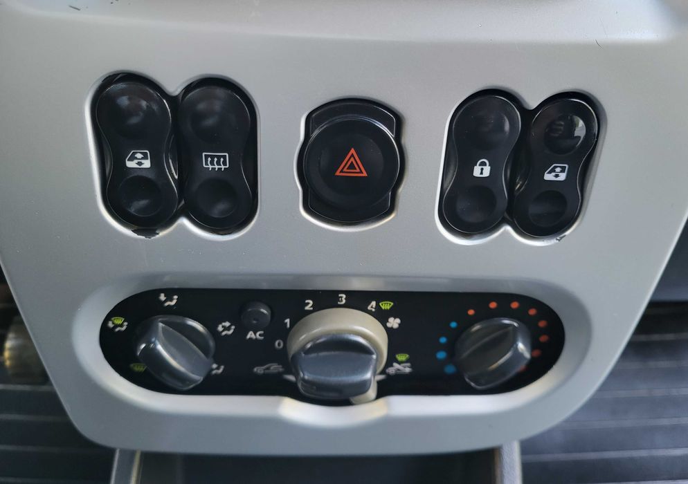 Dacia Logan MCV 2010 1.6