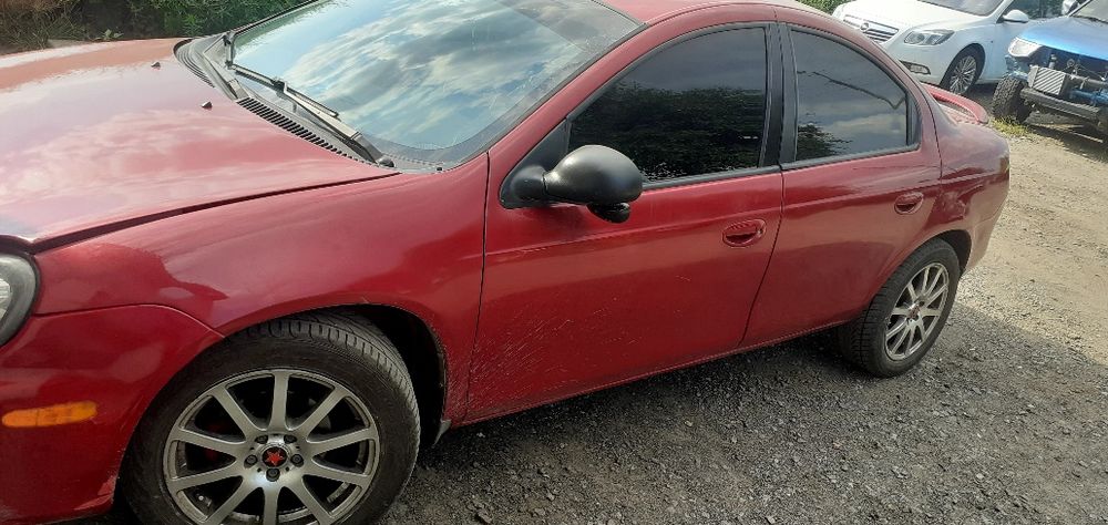Продаю Dodge Neon 2 2002 2л