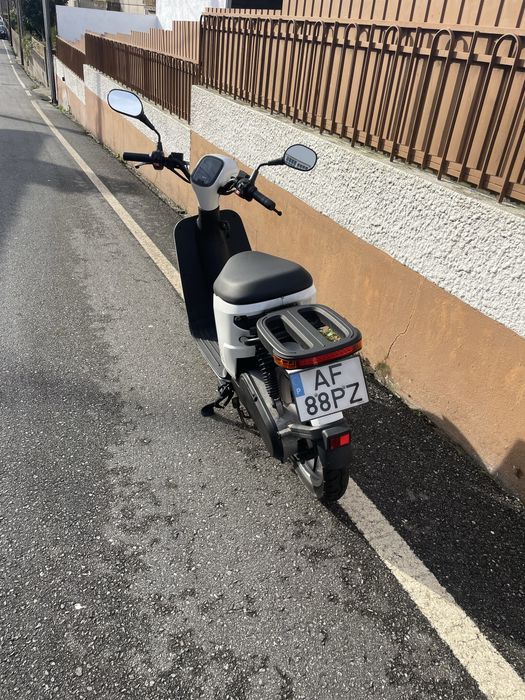 Scooter Eletrica Askoll eSpro 125cc
