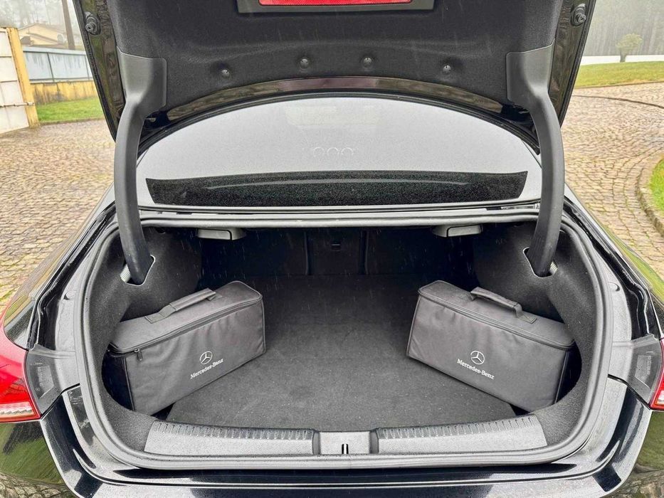 Mercedes-Benz CLA 250e AMG Line