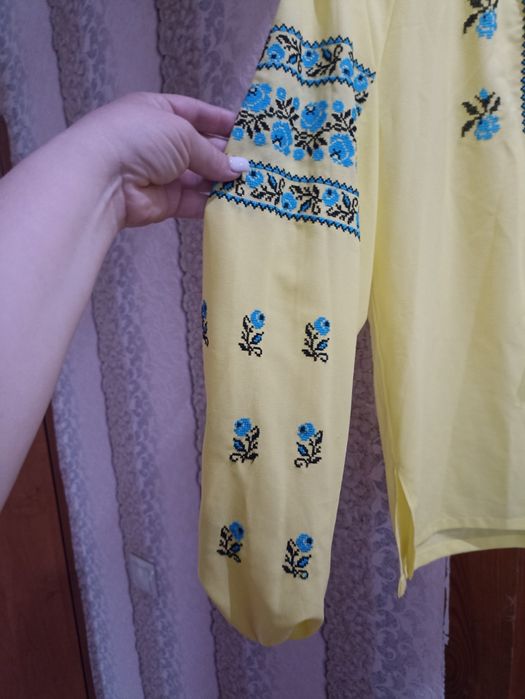 Вишиванка жіноча