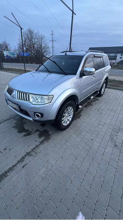 Продам Mitsubishi Pajero Sport 2013