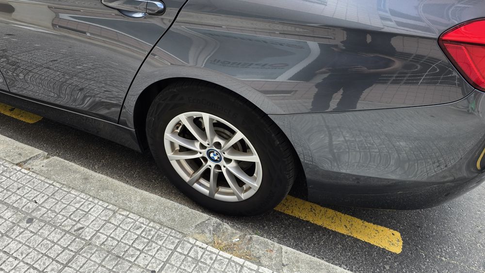 BMW 330e 256CV PlugIn