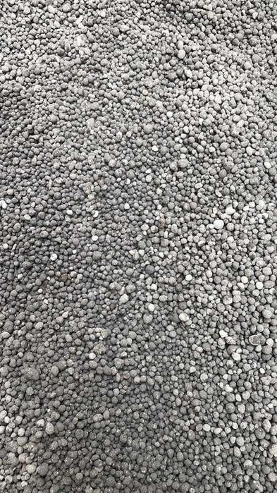 wapno nawozowe czarna kreda z humusem i węglem granulowane odm. 06a