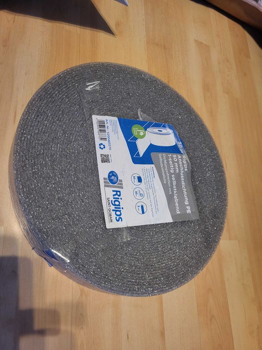 Taśma uszczelniająca samoprzylepna ok. 30m, szer. 55 mm