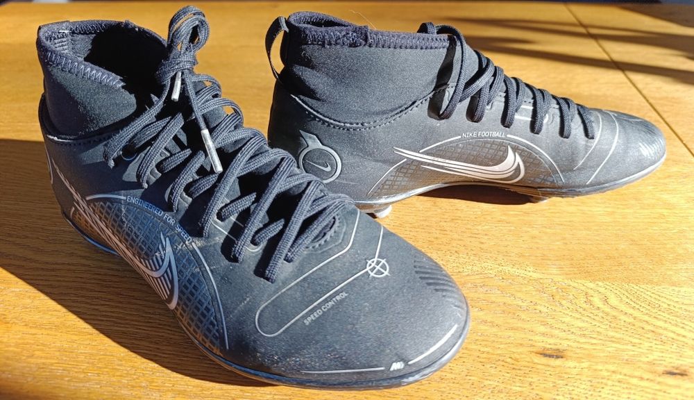 Korki 38 1/2 buty piłkarskie NIKE MERCURIAL SUPERFLY