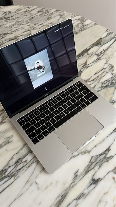MacBook Pro 13 Mid-2017