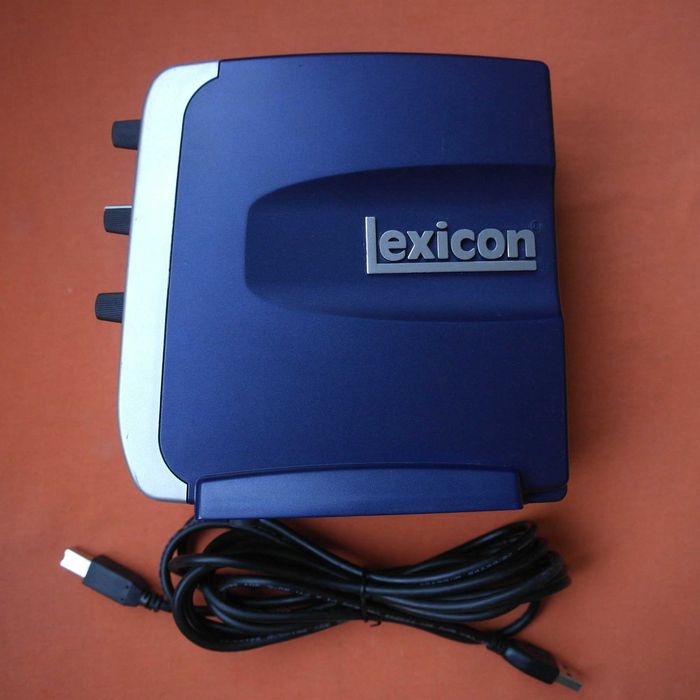 Внешняя USB звуковая карта LEXICON LAMBDA