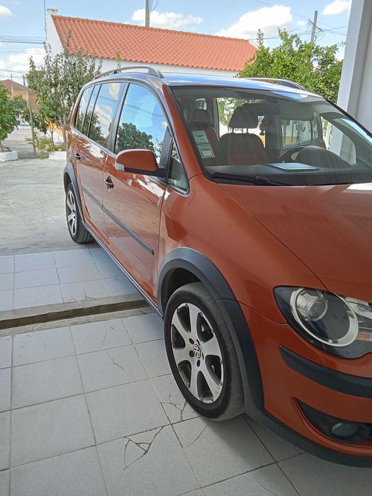 Vendo vw touran Cross