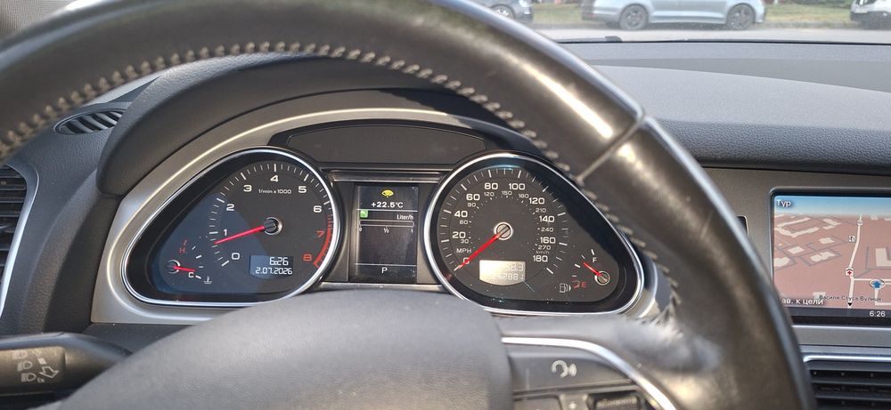 Продам Q7 3.0 бензин