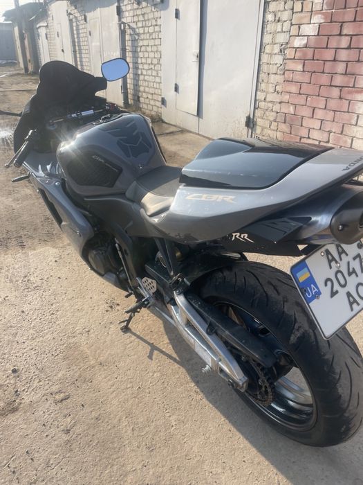 Мотоцикл Honda cbr 600rr
