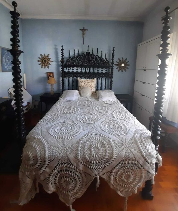 Quarto completo de casal: estilo Barroco!