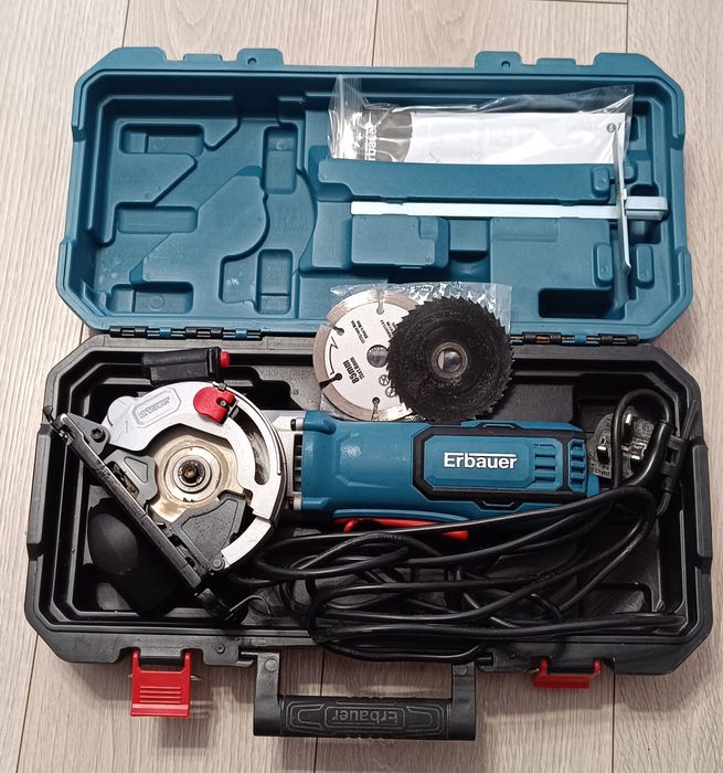 Mini pilarka tarczowa Erbauer EMCS650 650W