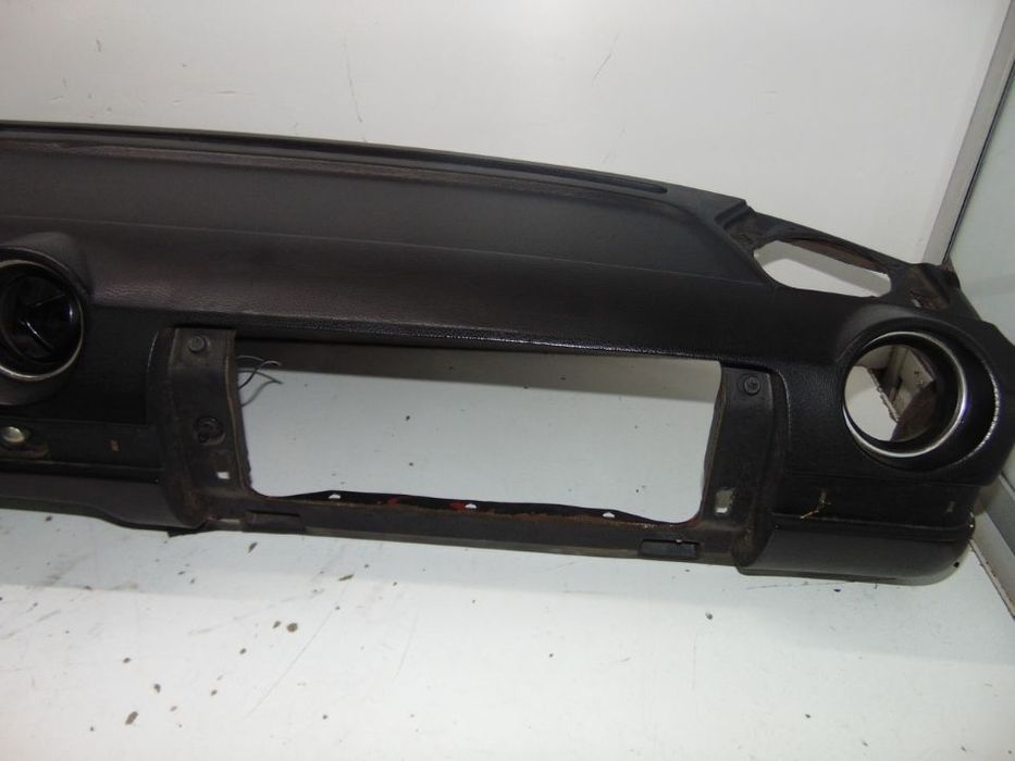mercedes w 123 tablier preto