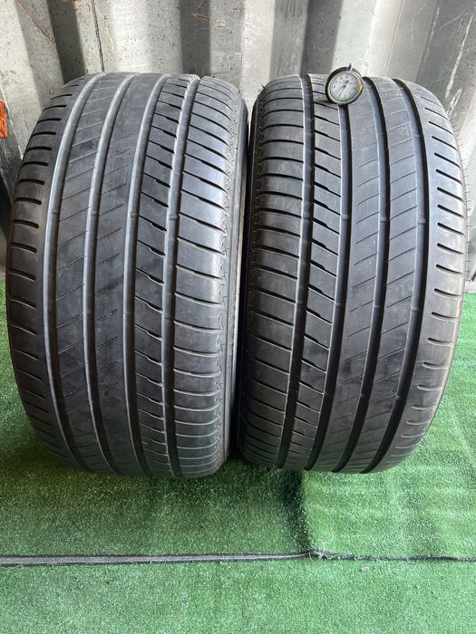 Opony Bridgestone Alenza 305/40/20 para