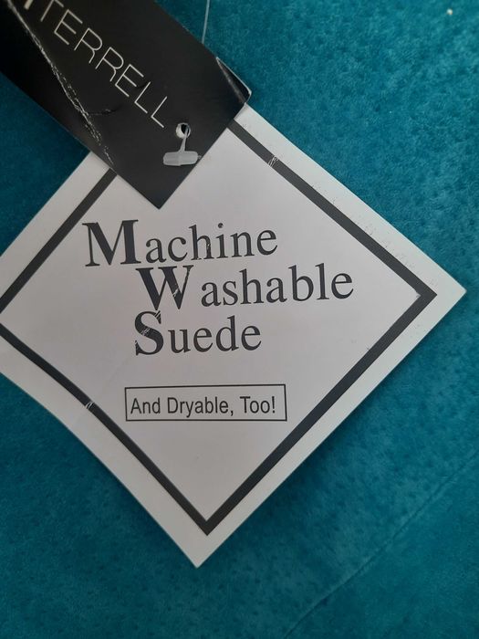 Пончо з нубука жіноче