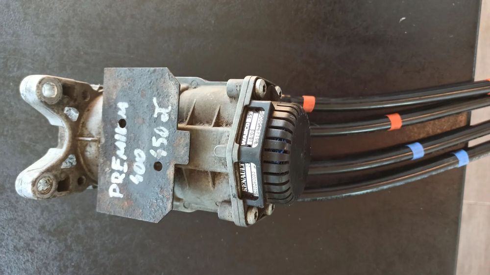 RENAULT PREMIUM 420 DCI ZAWÓR GŁÓWNY HAMULCA WABCO 35