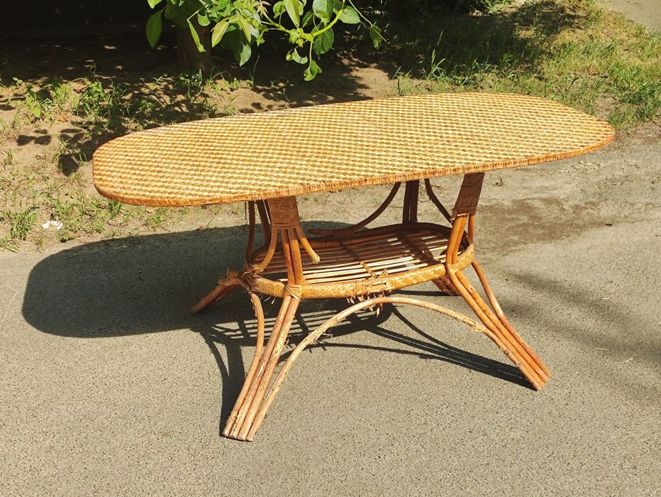 Стол для террасы, сада, беседки