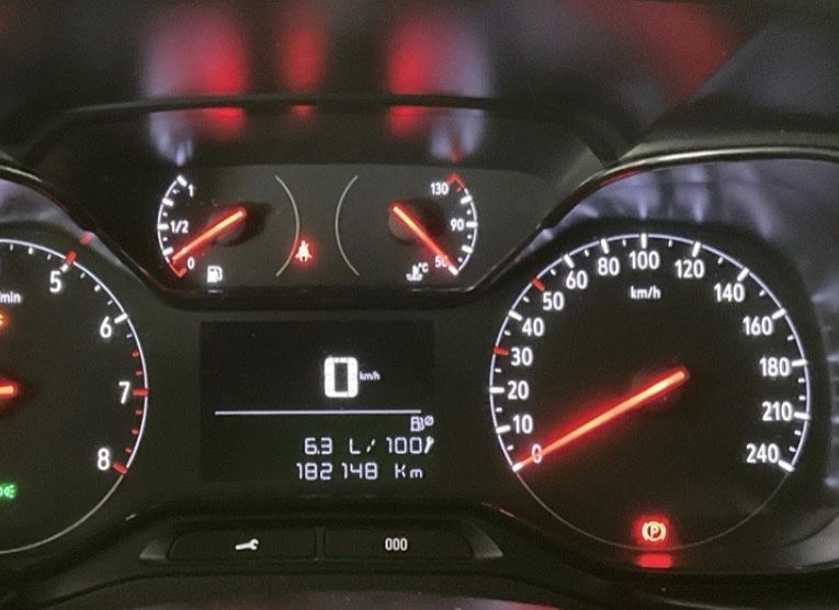 Opel combo LONGA 1.5 CDTI Nacional Com iva no preco 2022 Cammes 8 MM