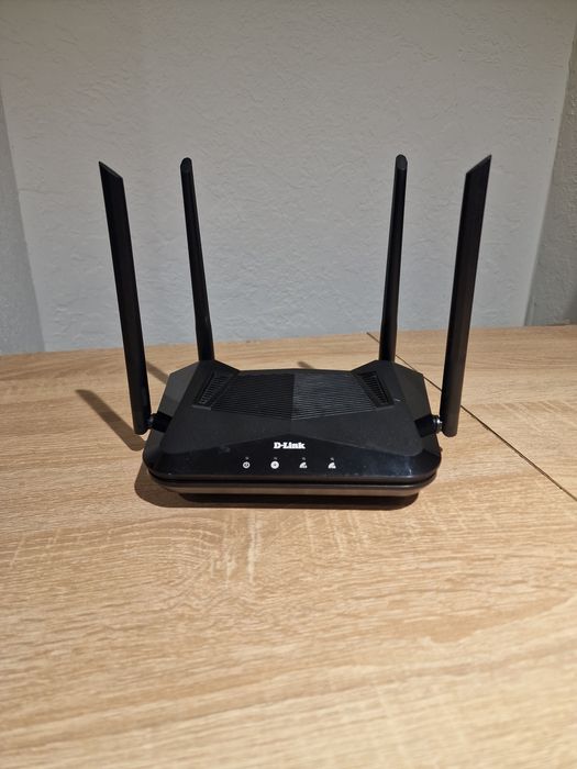 Wi-Fi роутер D-Link DIR-X1530