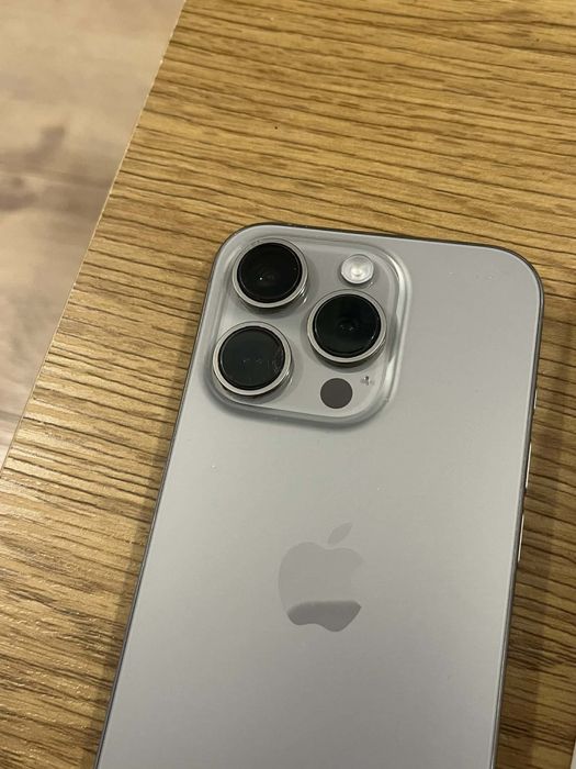Iphone 15 pro 128 gb