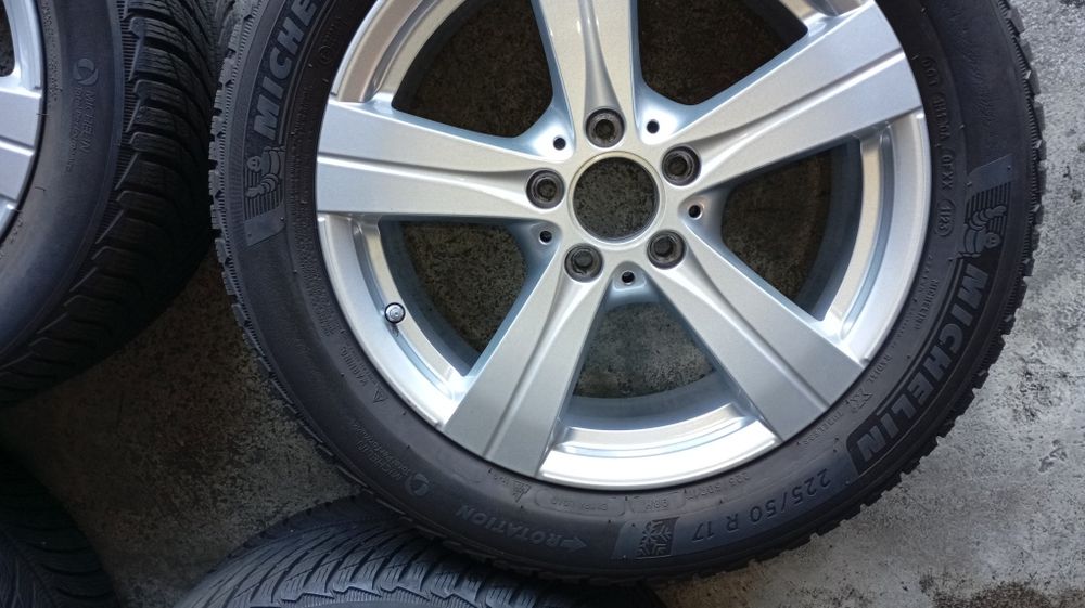 Vendo jantes Mercedes-Benz/Ronal originais em tamanho 17