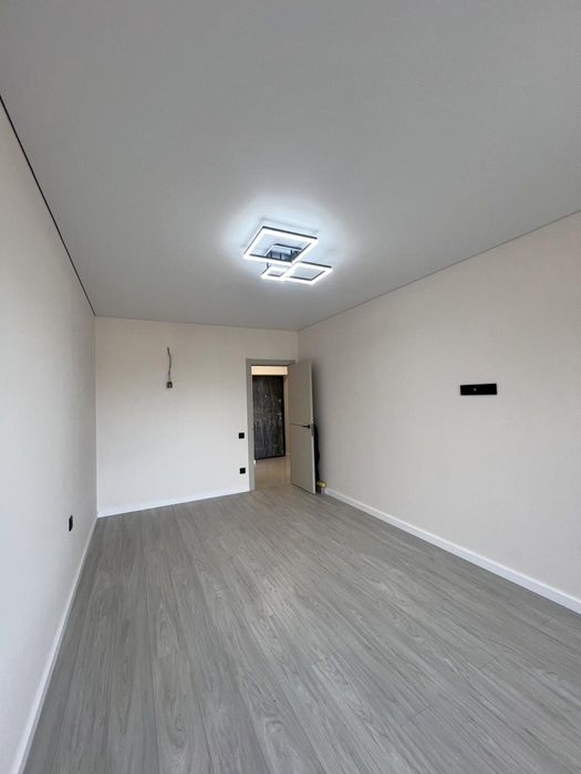 Продаж / Квартира / Боголюбова , Щасливе, Рівне