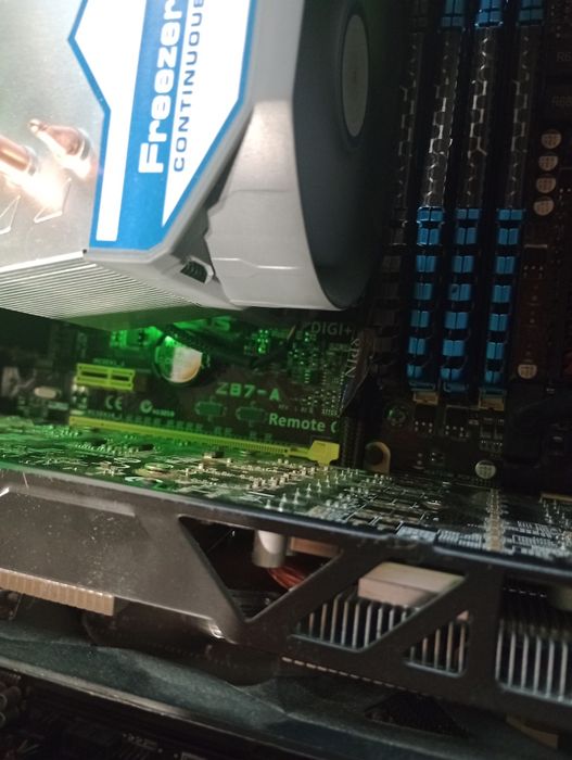 Системний блок комп'ютер i7 processor